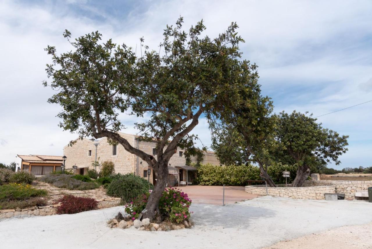 Agriturismo Tenuta Sparaceto Modica Exterior foto